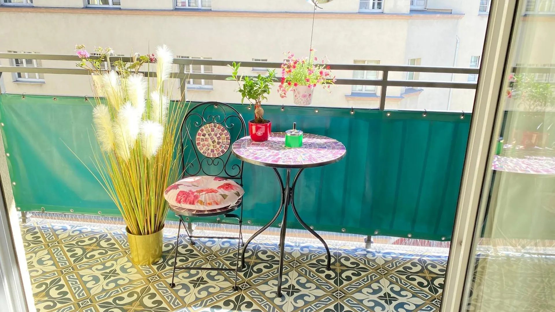 Royal Deluxe Apartment Vienna Austria